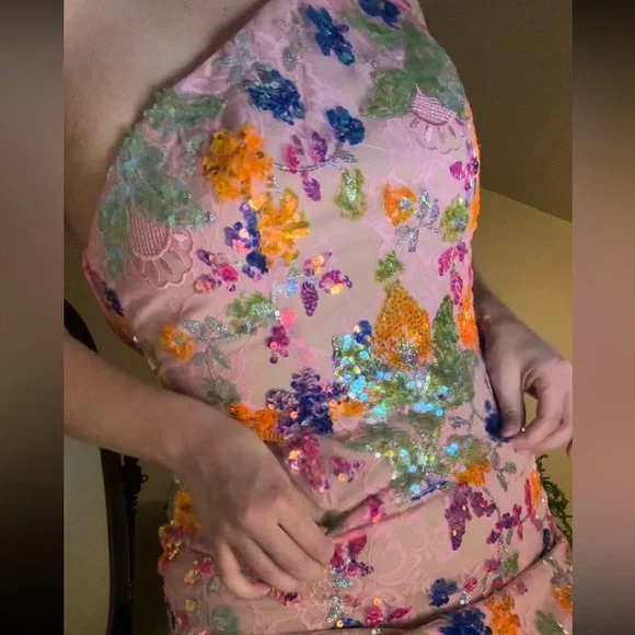 Mac Duggal Sequin Floral Gown - Picture 6 of 11